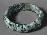 Green and white opaque moss agate bracelet.