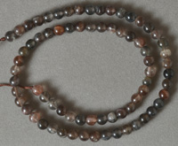 Chrysoberyl round beads